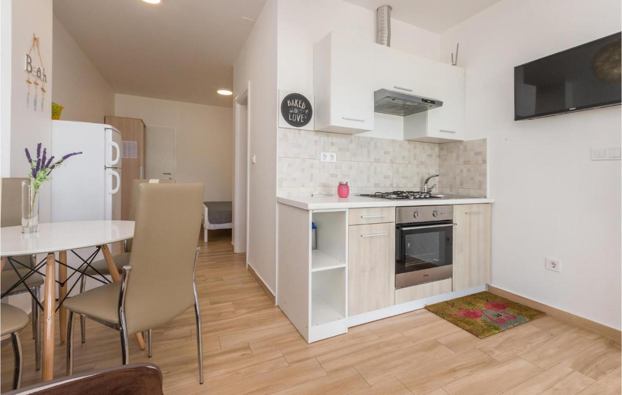 Apartments In Turanj, 20M From The Beach Sukošan Extérieur photo